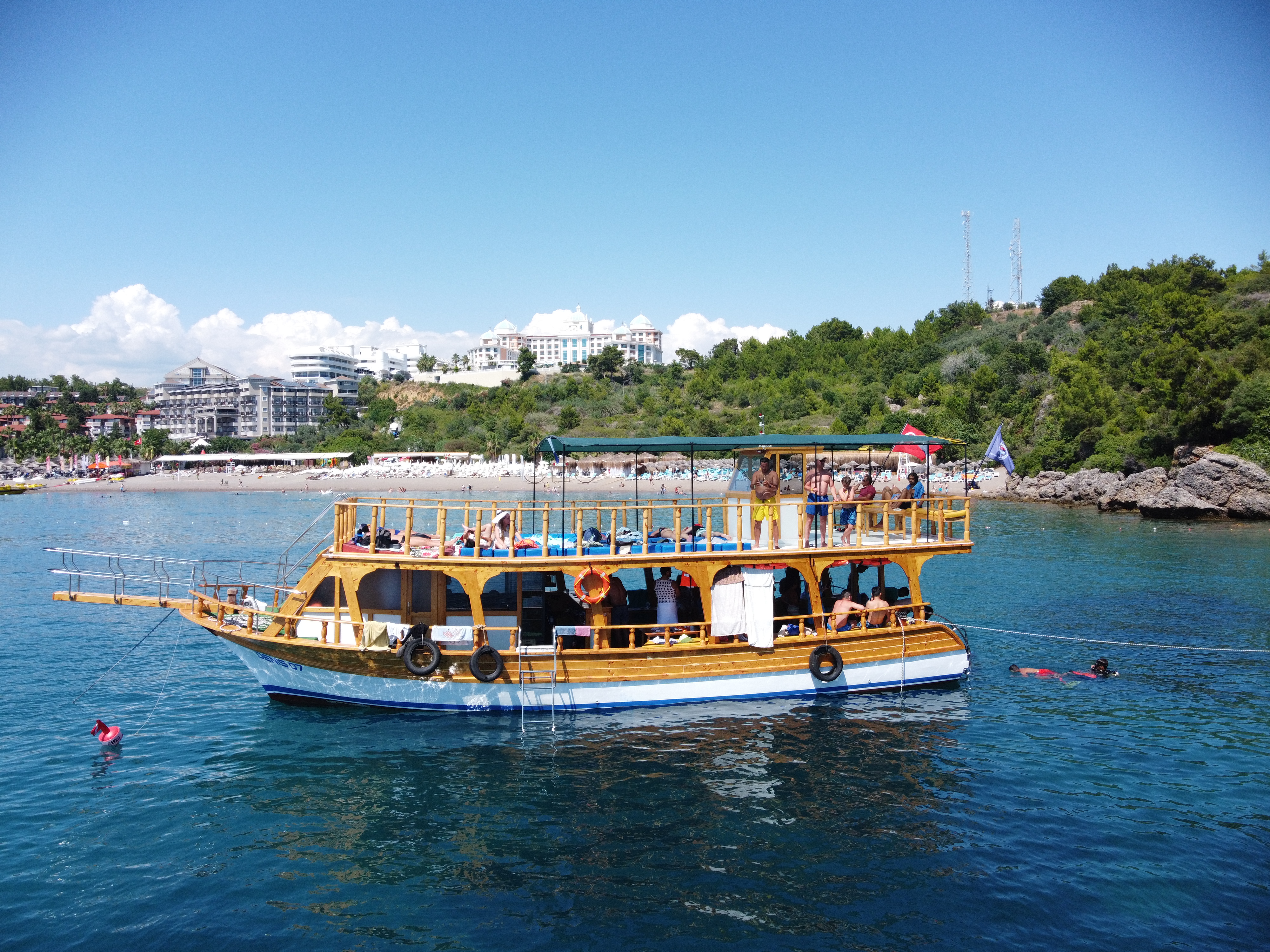 relax boat
